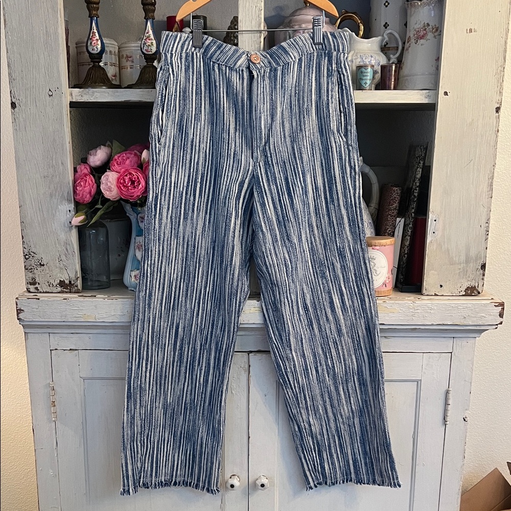 Free People Blue and White Striped Wide-Leg Trousers Light Weight Size 4 !!!!